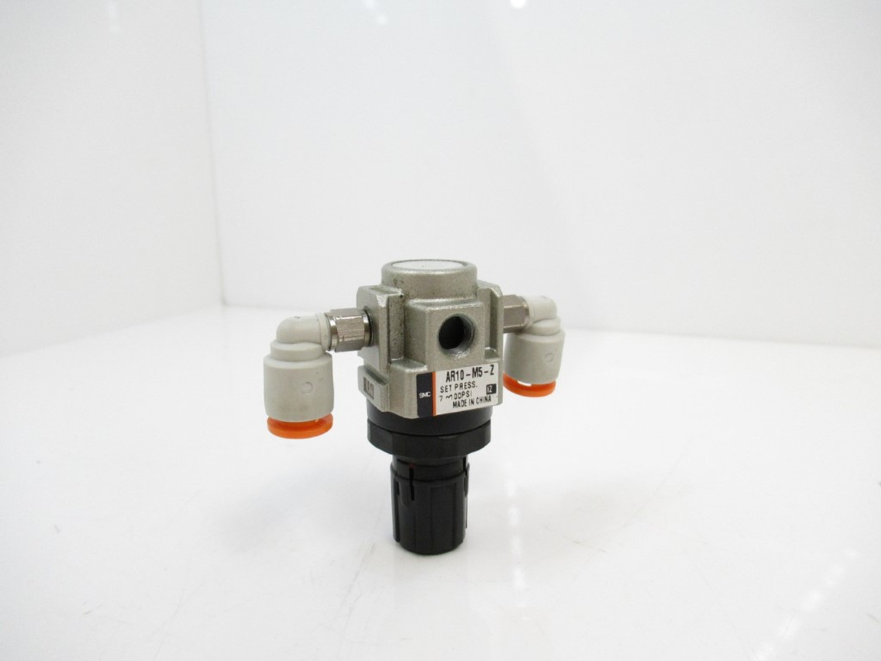 Smc AR10-M5-Z Pneumatic Regulator